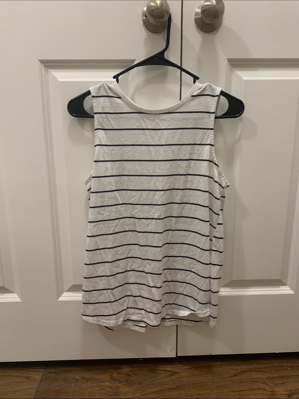 Women's White Striped Sleeveless Tank Top